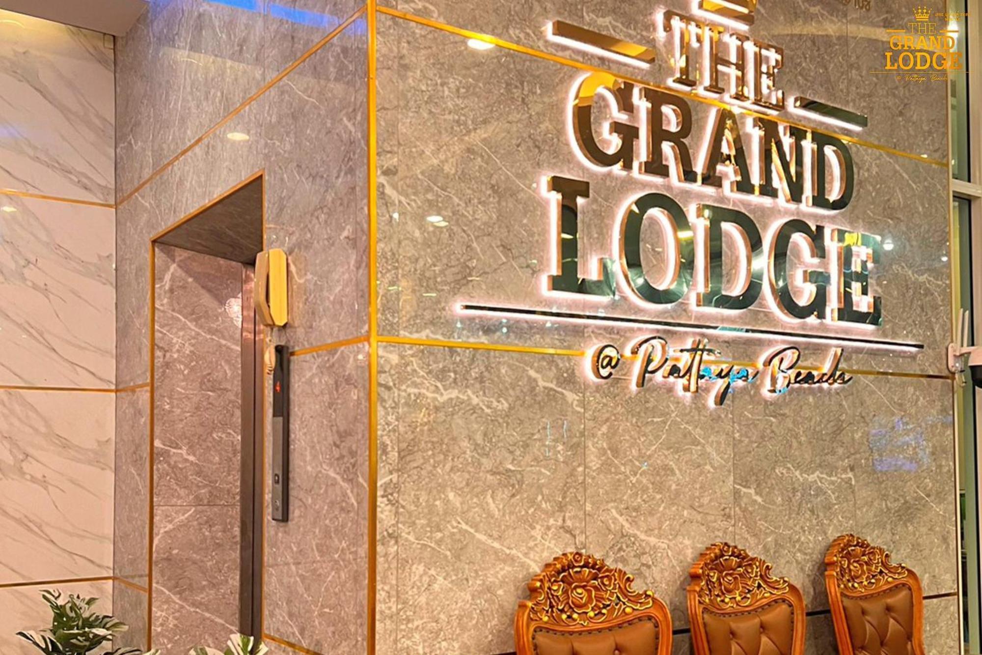 The Grand Lodge Pattaya Exterior photo