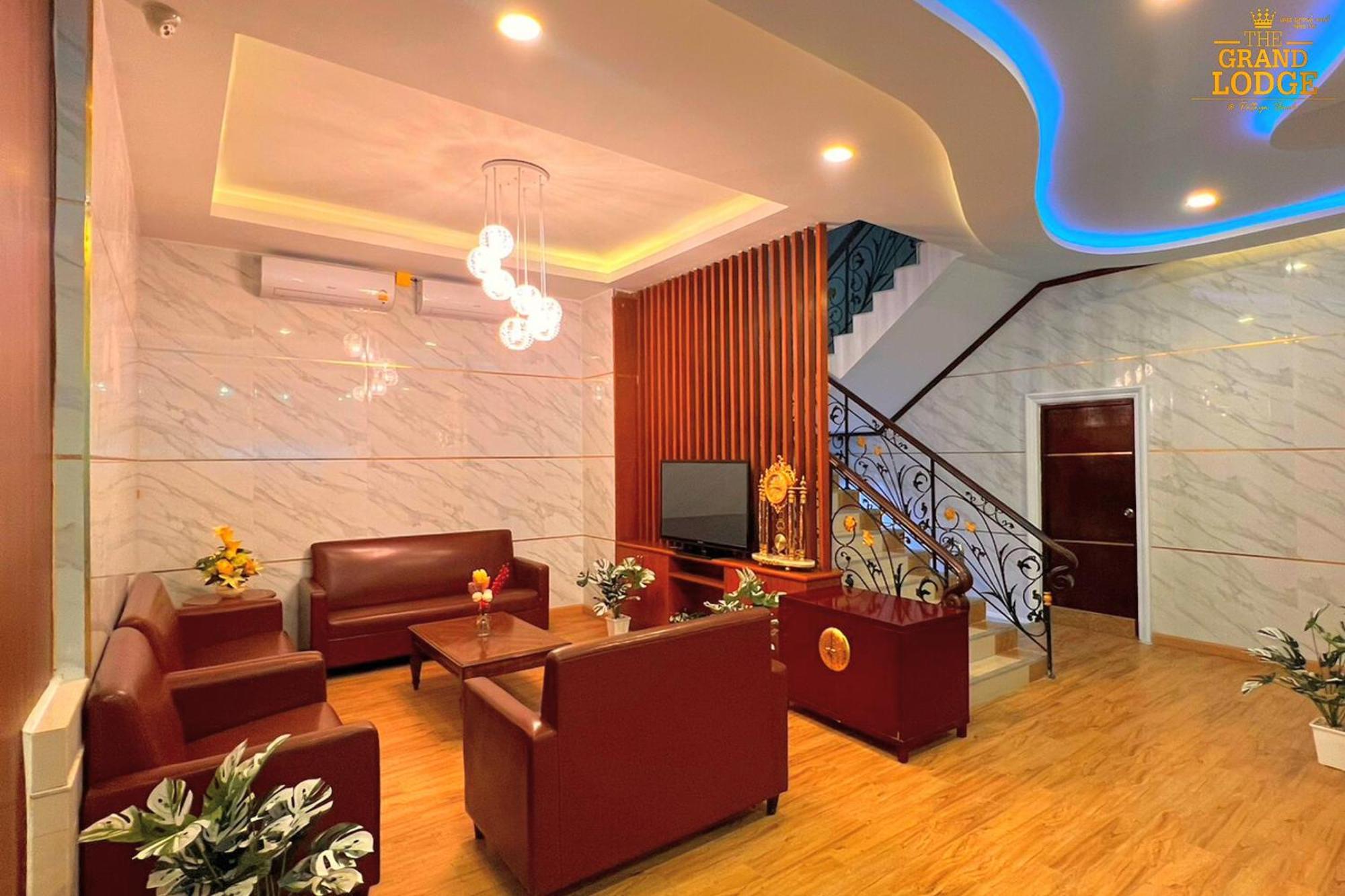 The Grand Lodge Pattaya Exterior photo