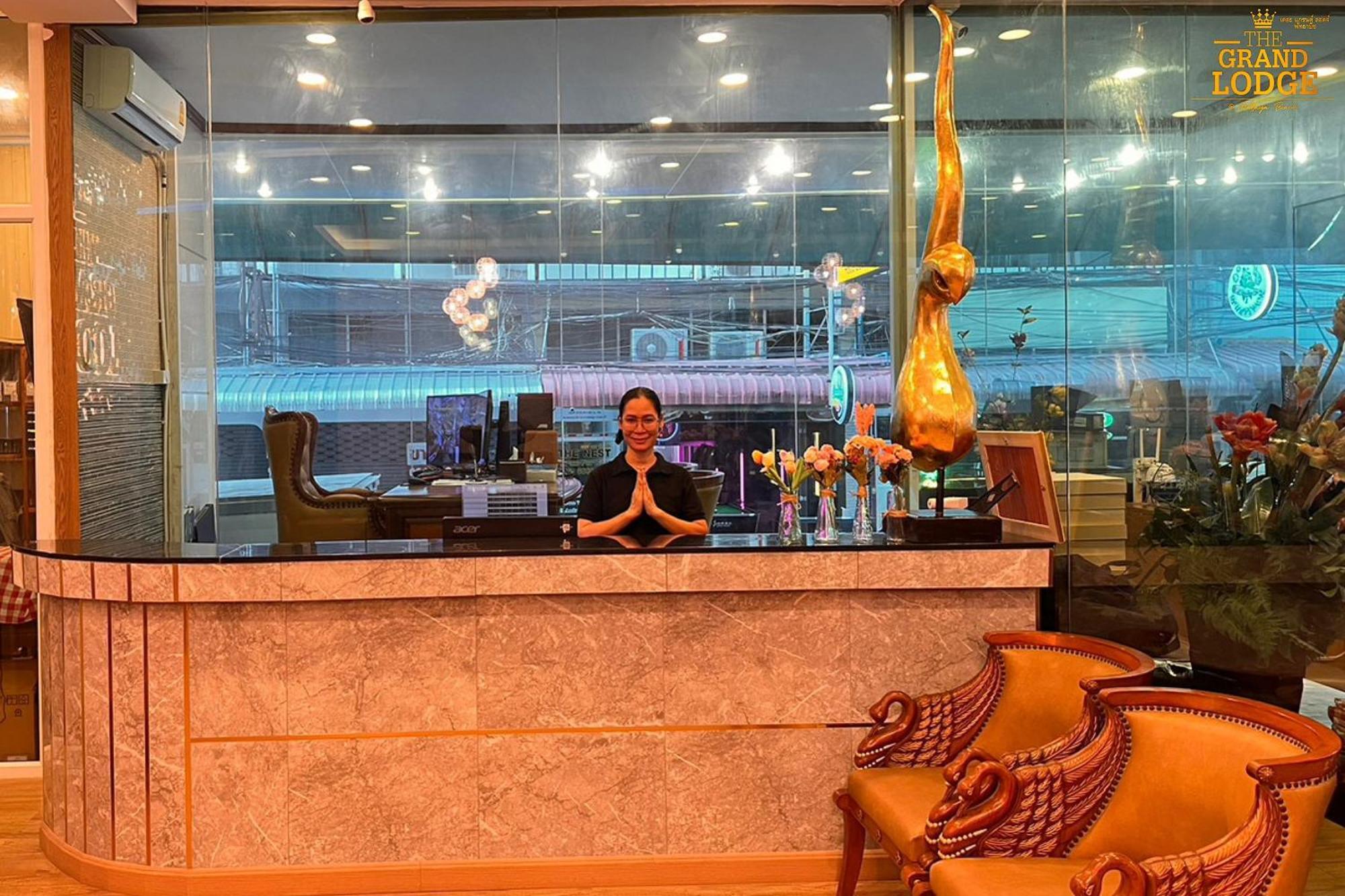 The Grand Lodge Pattaya Exterior photo